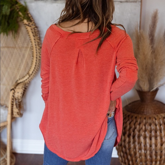 Bright coral oversized Long tunic sleeve top thumb holes layer curved hem S M L - Picture 3 of 4